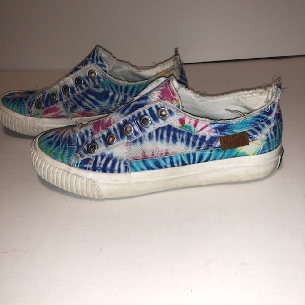 Blowfish Grasshopper size 7 sneakers